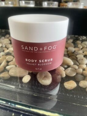 Sand + Fog Velvet Blossom Body Scrub